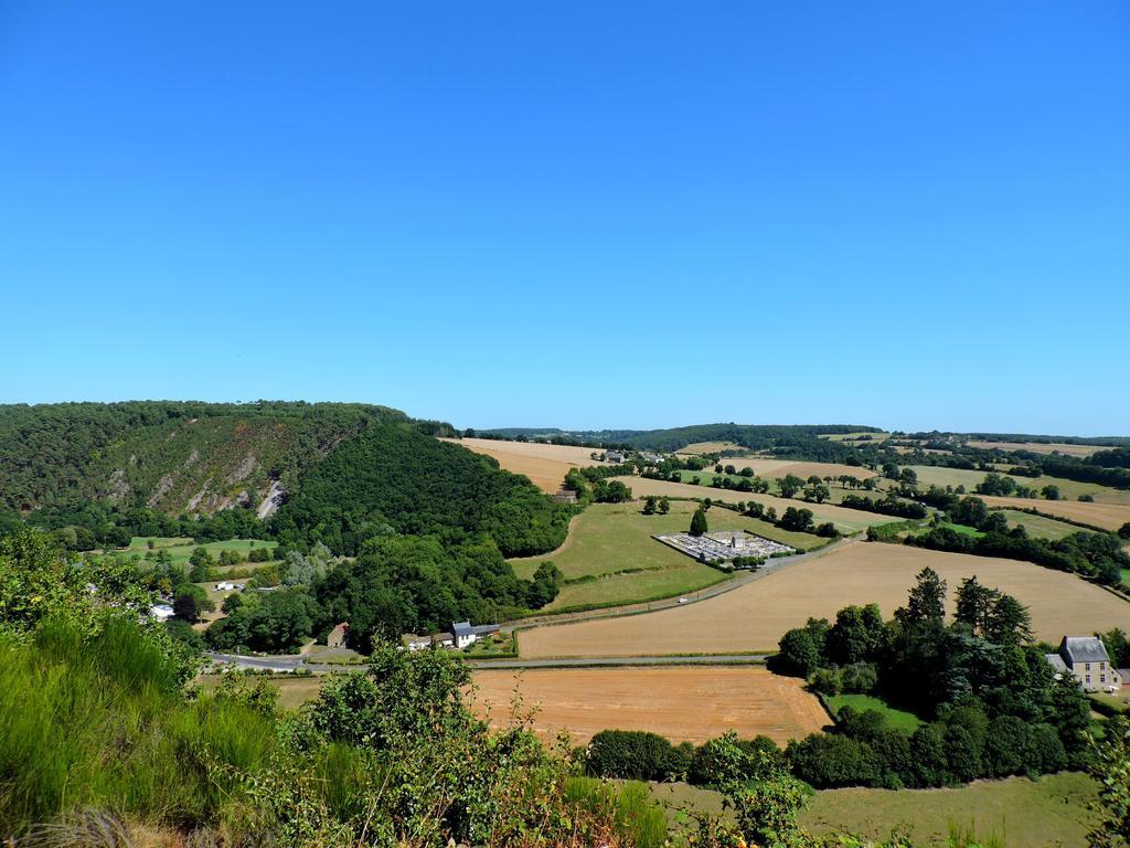 Gite Dans Les Alpes Mancelles Gesnes-le-Gandelin Exterior photo